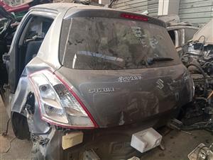 Suzuki Swift GREY stripping for parts