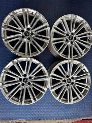 19 INCH AUDI AS5 ORIGINAL RIM SET PRE-OWNED
