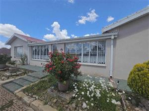 House For Sale in Ladybrand