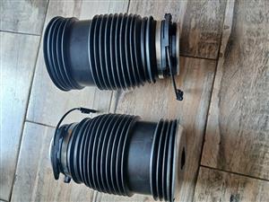 Mercedes benz GLC W253/ E-class W213 rear air bellow