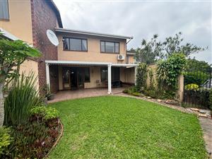 Townhouse For Sale in Malvern