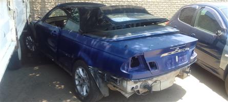 BMW 325i Convertible Stripping For Spares