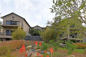 House For Sale in Blue Valley Golf Estate