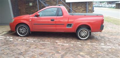Opel Corsa Utility 1.8i Bakkie