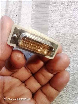 SECOND HAND DVI to VGA ADAPTER