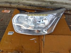 (2014-2020) FORD TRANSIT 250 VAN LEFT SIDE NORMAL HEADGHT FOR SALE.