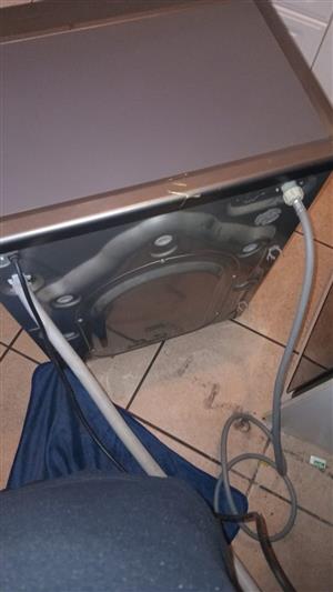 Defy 6kg Front-Loader Washing Machine – Silver – Perfect Condition