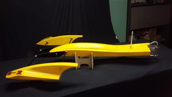 rc outrigger boat