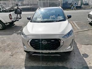 2022 Nissan Magnite 1.0 SUV Turbo Automatic with a Nice interior seat and Service book and spare key