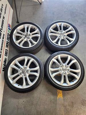 18 inch Audi S3 oem wheels with tyres