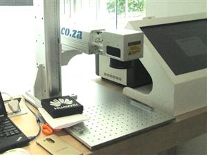 LLM-110F20 LabelMark 20W 110x110mm Optical-Fibre Laser Marking & Labelling Machine CNC