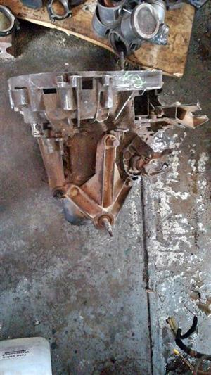 RENAULT SCENIC 5SPEED GEARBOX FOR SALE