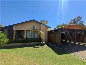 Exceptional Investment Opportunity in Nigel!!