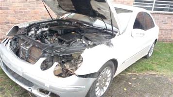 E 200 Mercedes Benz Parts