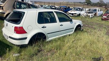 Golf 4 Body parts available