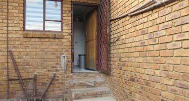 House For Sale in Bassonia