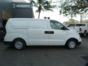 Hyundai H-1 2.5 CRDi Manual White - 2012 STRIPPING FOR SPARES