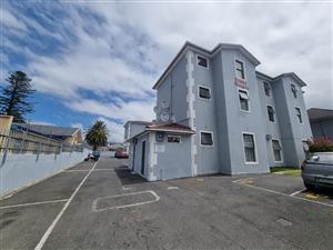 Apartment Rental Monthly in Wynberg