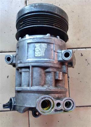 Opel Corsa d essentia 1.4 aircon pump