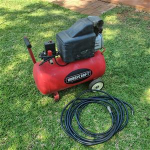 Hobbycraft Air Compressor 50L with Hose, Working