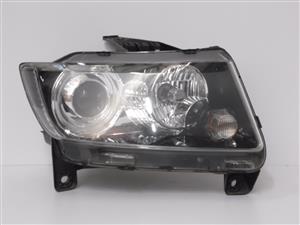  Headlamp Jeep Grand Cherokee SRT8 2011-