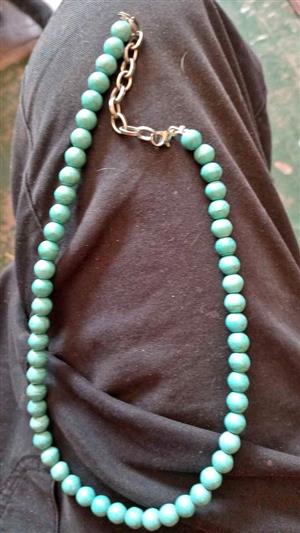 Howlite turquoise necklace