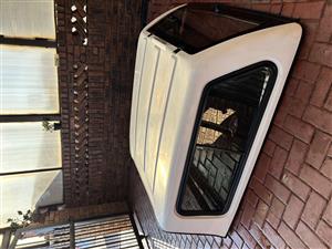 Used Bobaas Canopy bought from Vereeniging branch, bought brand new with Hilux G