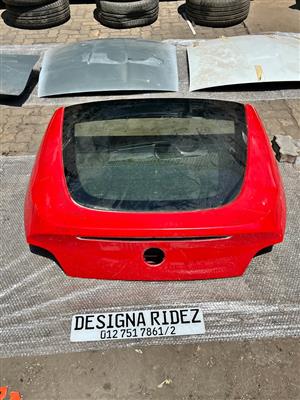 BMW E86 Z4 BOOT AVAILABLE.