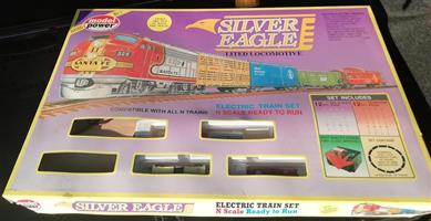 Model Power Silver Eagle N Gauge Starter Set & Bits and Pieces