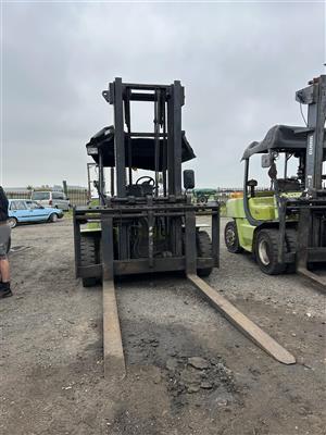 Forklift 7 ton 