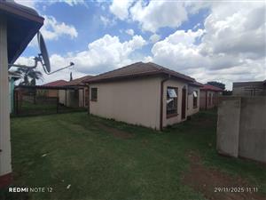 3-bedroom home located in the highly sought-after Miami Sands