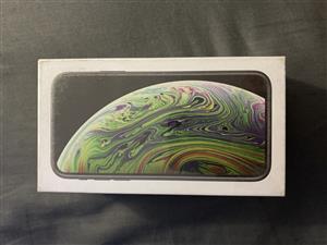 iPhone XS 256GB brand new sealed in the box