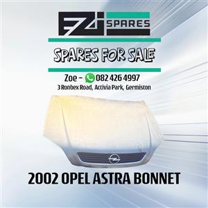 Opel Astra bonnet
