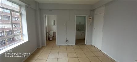 Apartment Rental Monthly in Hillbrow