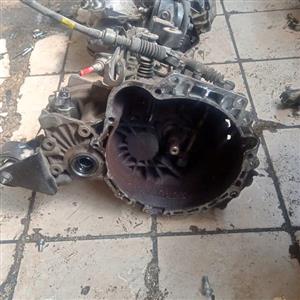 HYUNDAI D3EA GEARBOX AVAILABLE AT ROJAN ENGINES AND GEARBOXES