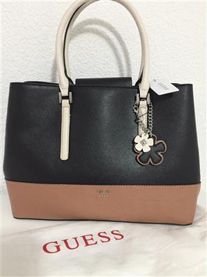 Beautiful GUESS handbag, brand new with tag attached