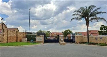 Apartment Rental Monthly in Honeydew