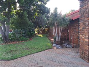 Exceptional 5-Bedroom House in The Northern Suburb of Pretoria Awaits You!