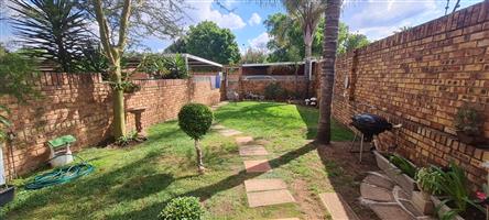 Modern Duplex Living in Central Edenvale