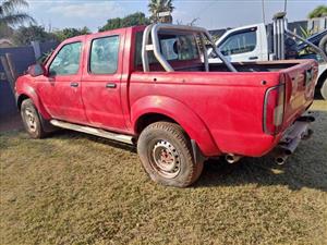Nissan NP300 hardbody stripping for spares 