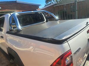 Tonique cover and chrome stylish rollbar