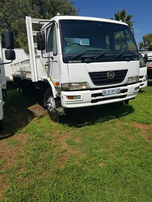 2014 Nissan UD80 Mass dropside truck for sale