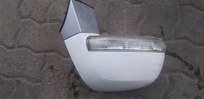 Chervrolet captvian side mirror