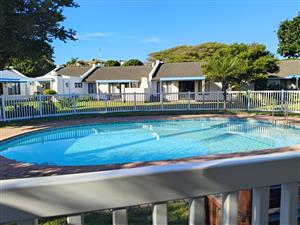 Newly Renovated Townhouse – Walk to Beach & Lagoon