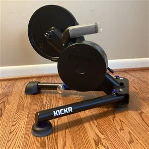 Wahoo KICKR v6 Trainer w/Wi-Fi (WF145)