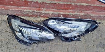 Opel Corsa E headlights