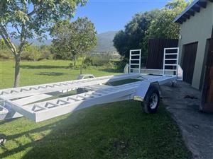 Car trailer with break neck 5 m long bed from 4 mm rectangular hollow sections 