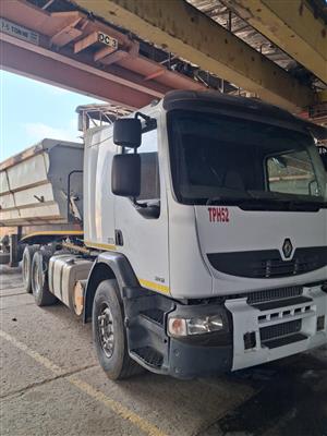 2012 Renault Horse & 2011 SA Truck Bodies 45 Cube side tipper trailer