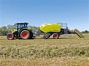 New CLAAS quadrant 4000 square balers for sale at Mad Farmer SA