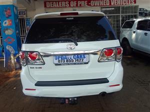 2013 TOYOTA FORTUNER 3.0 D4D 4X2 MANUAL WHITE LEATHERREVERSE CAMERA DIESEL 97.000KM 
